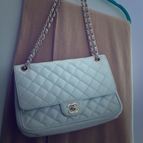 Handbag - Picture 1 of 3